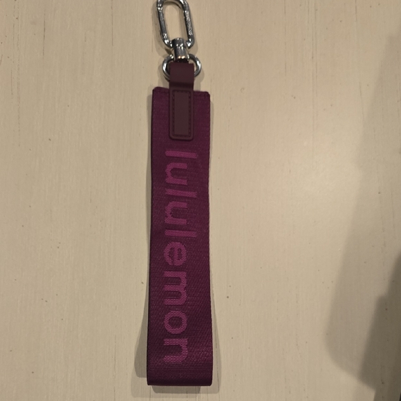 Lululemon Never Lost Maroon Burgandy Keychain with Logo - Picture 1 of 4